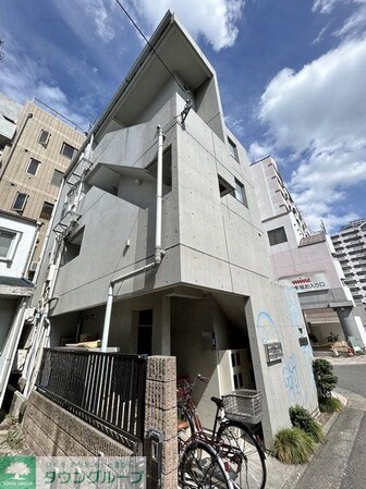 Y’s ビルの物件外観写真